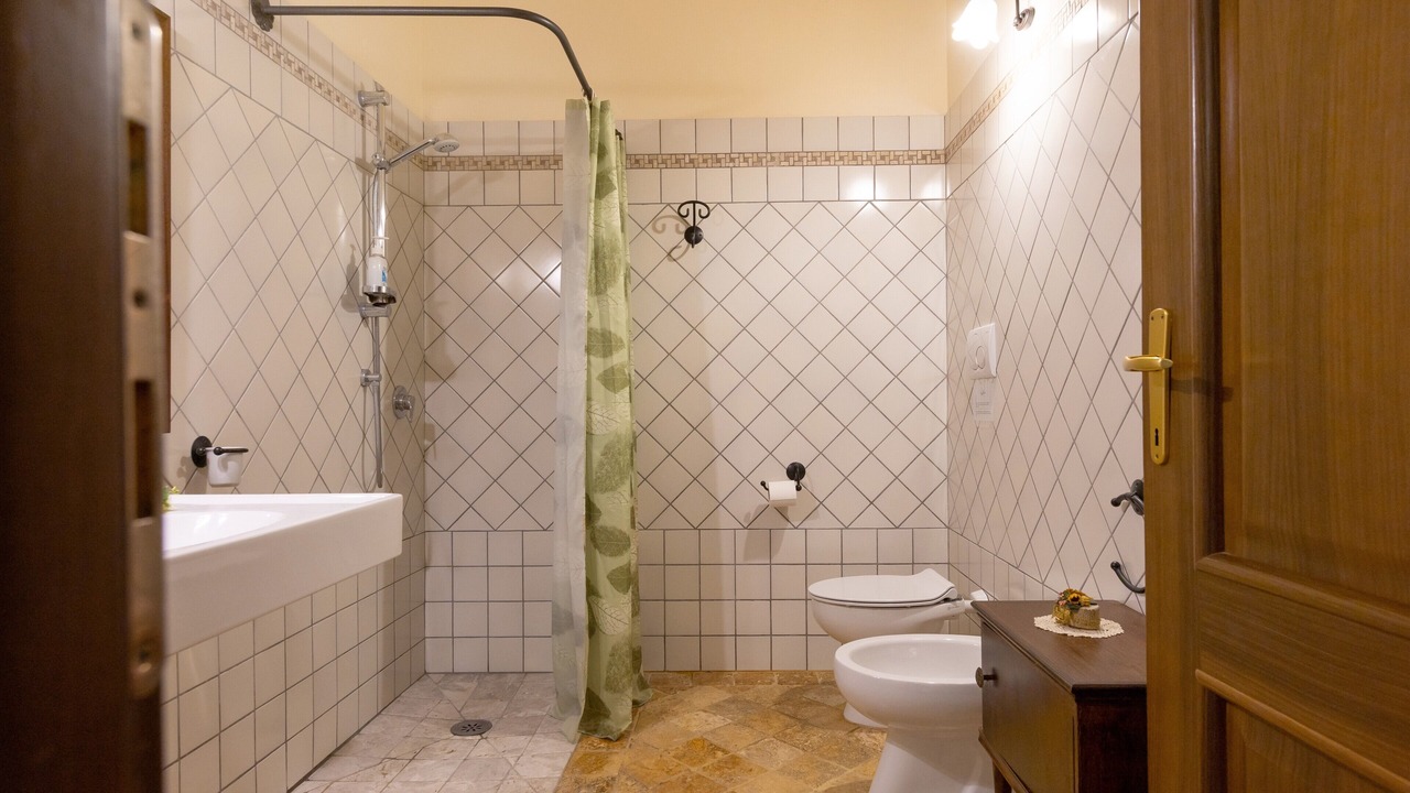 Photo of Bathroom in Chianni