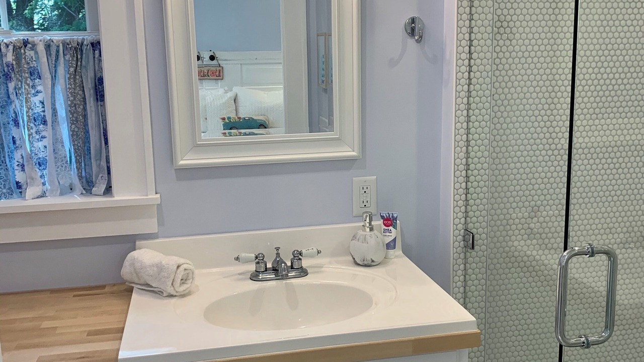 Photo of Bathroom in Leland