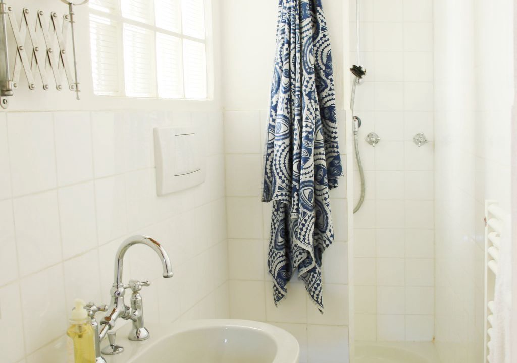 Photo of Bathroom in Gello