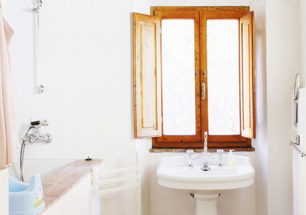 Photo of Bathroom in Gello