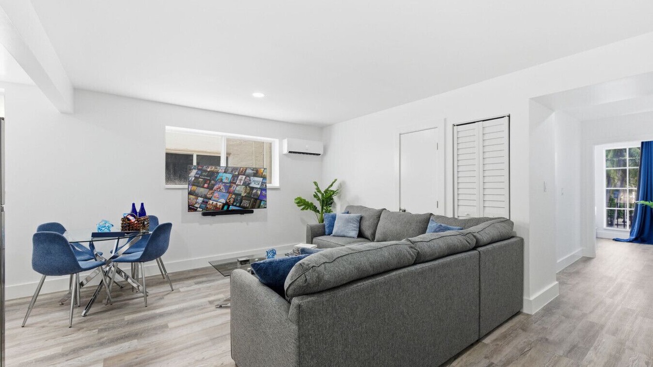 Photo of Livingroom in East Little Havana