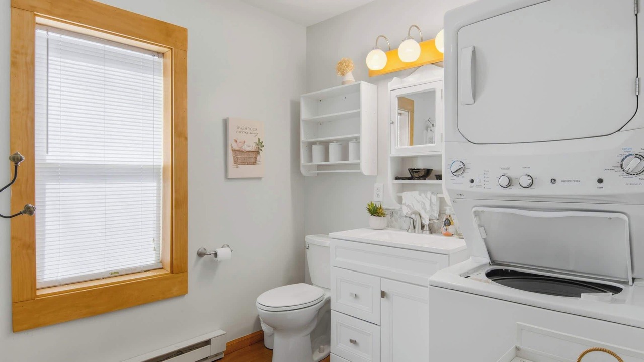 Photo of Bathroom in Alden