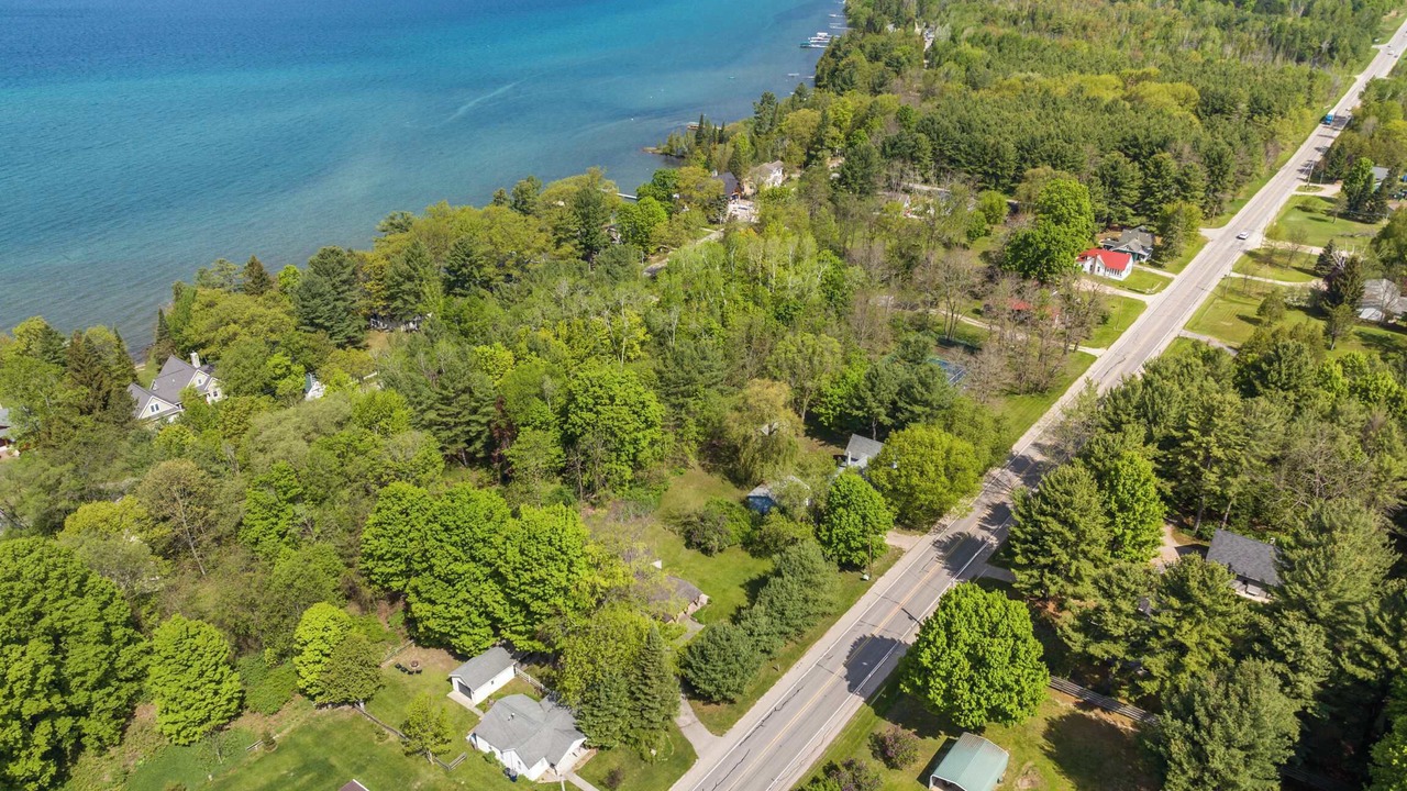 Photo of Outdoor in Alden