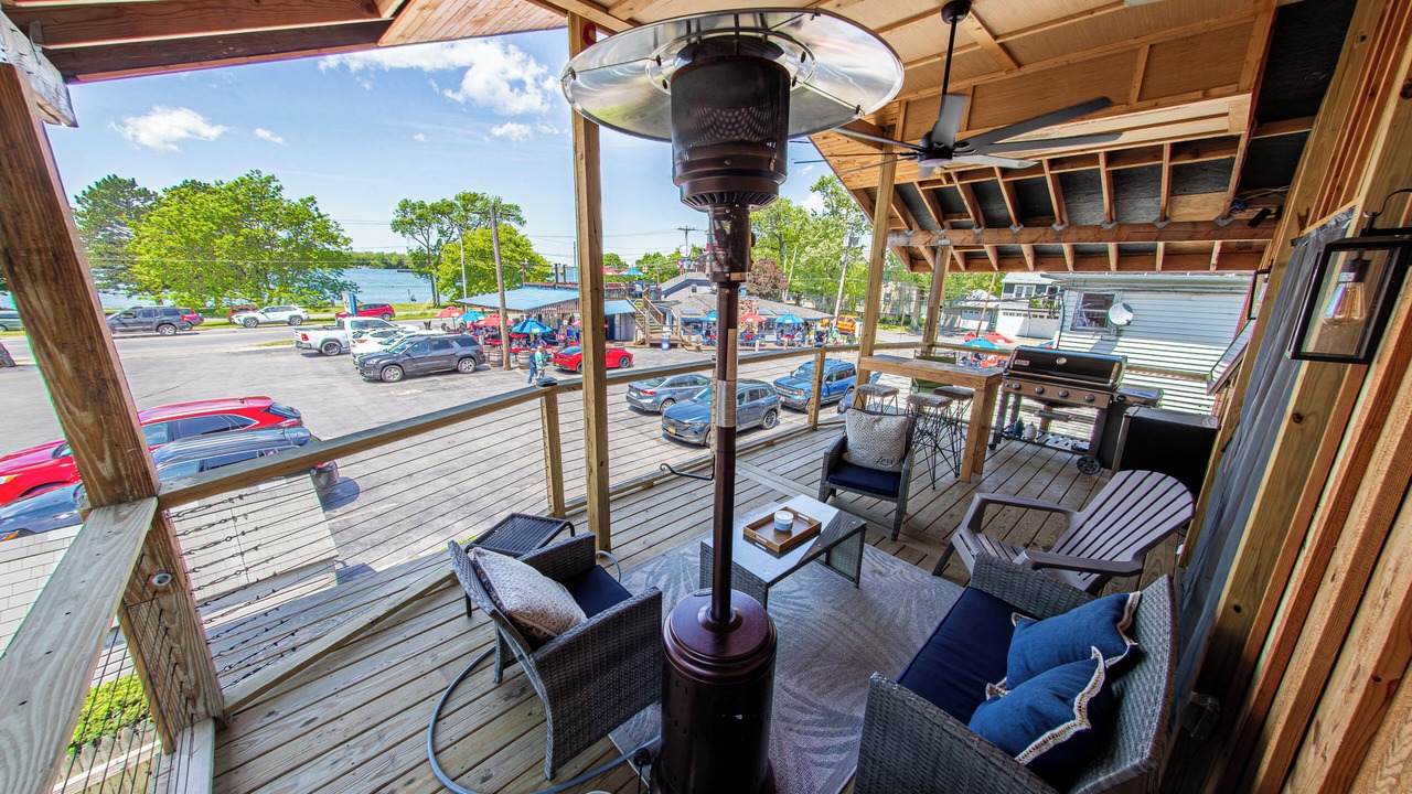 Photo of Patio Balcony in Tonawanda