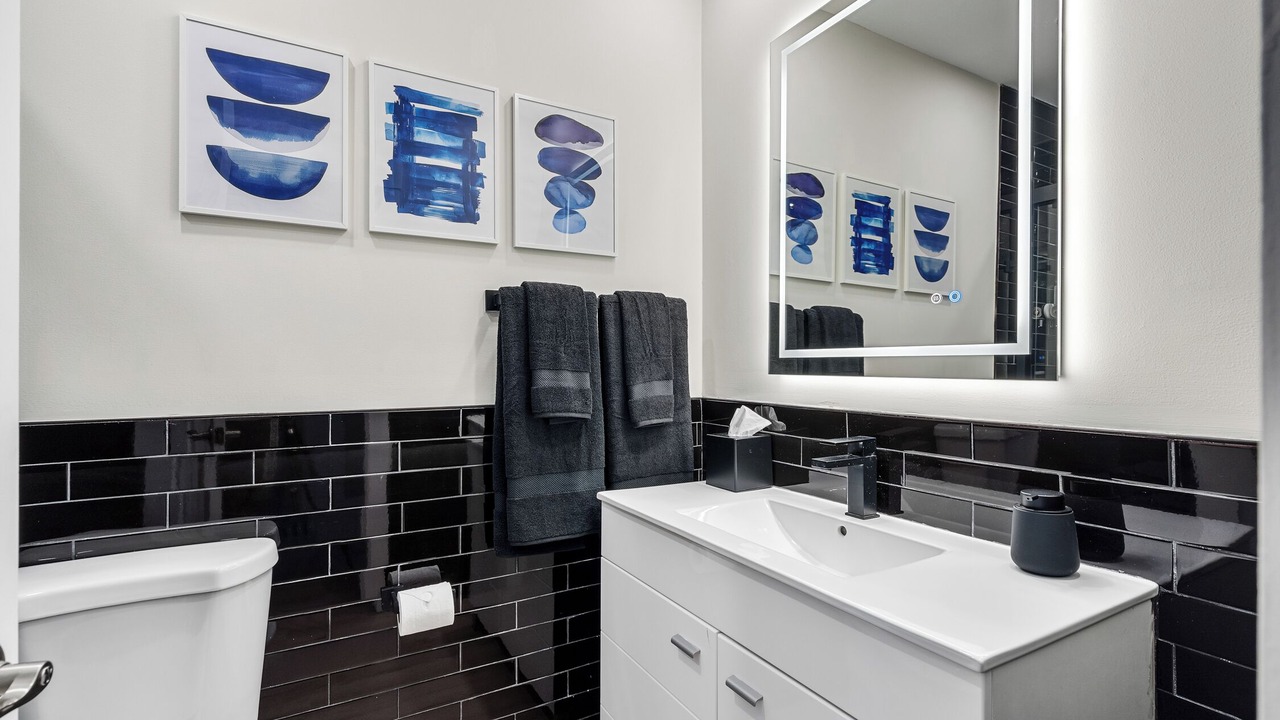 Photo of Bathroom in Lauderdale Beach
