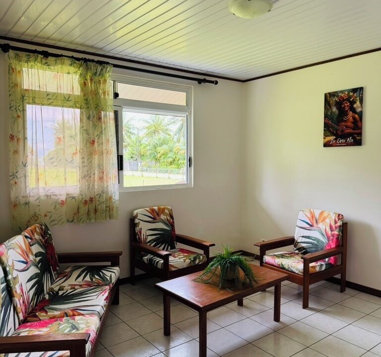 Photo of Livingroom in Teahupoo