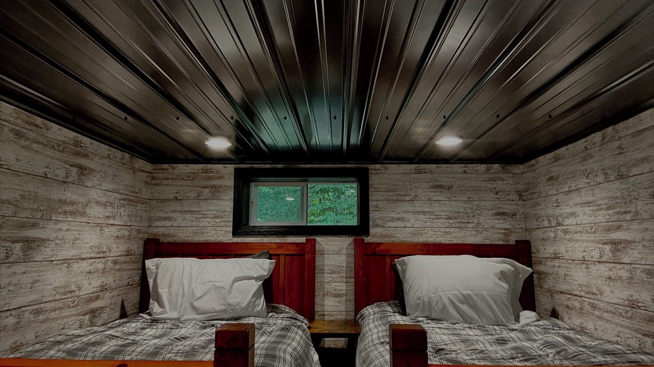 Photo of Bedroom in Alden