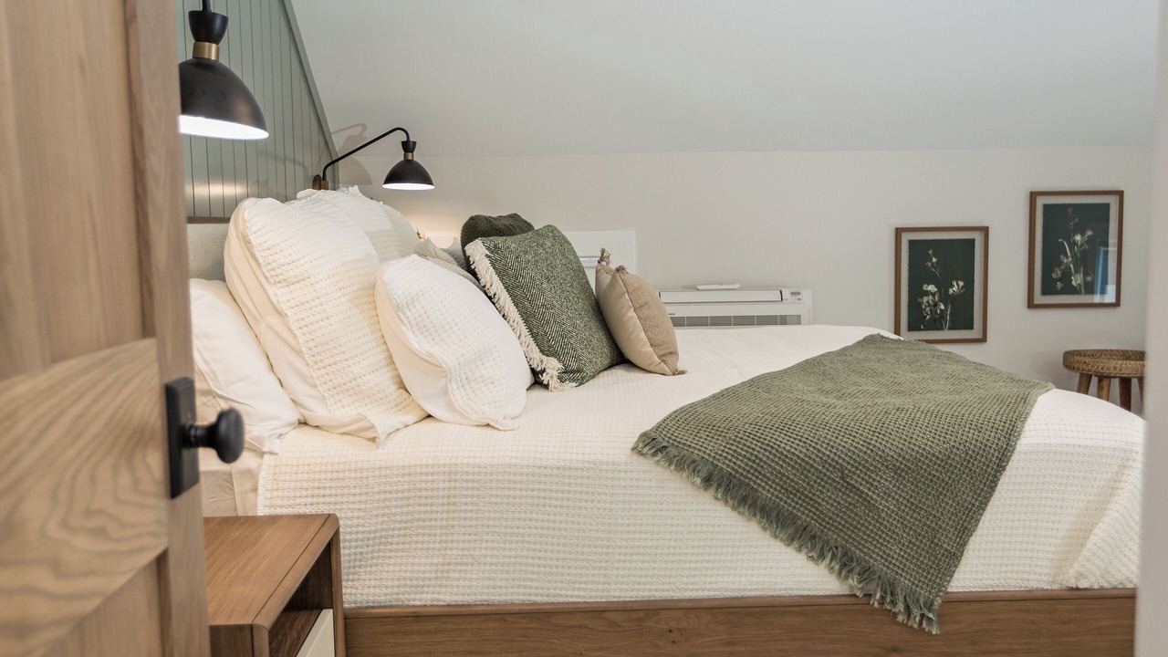 Photo of Bedroom in Leland
