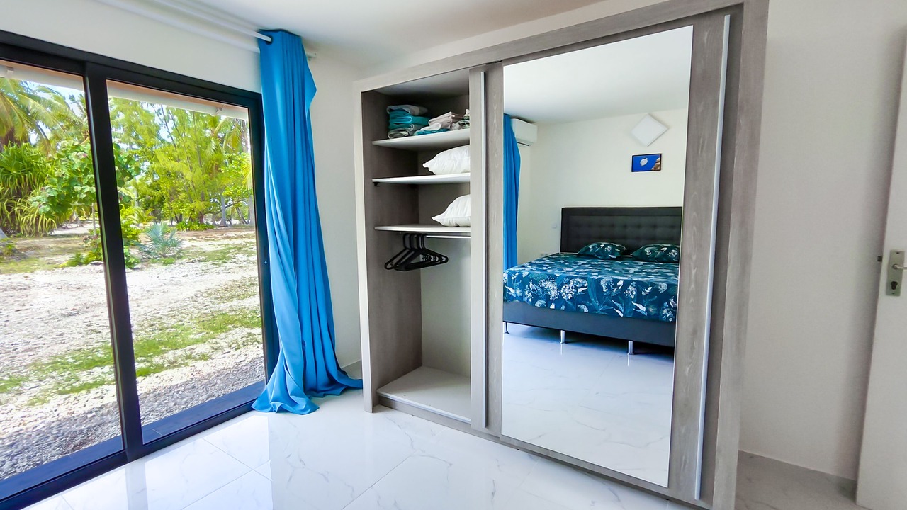 Photo of Bedroom in Rangiroa