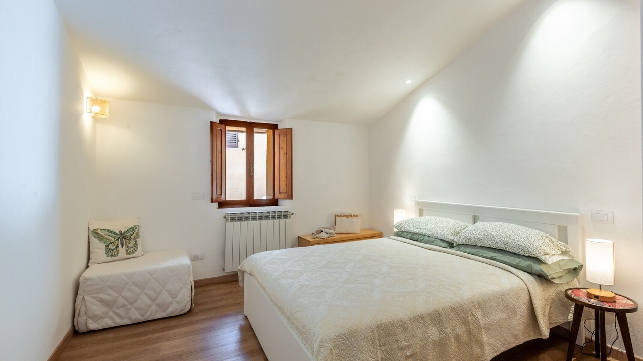 Photo of Bedroom in San Gimignano City Centre