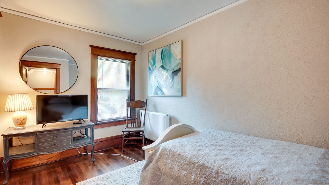 Photo of Bedroom in Bessemer