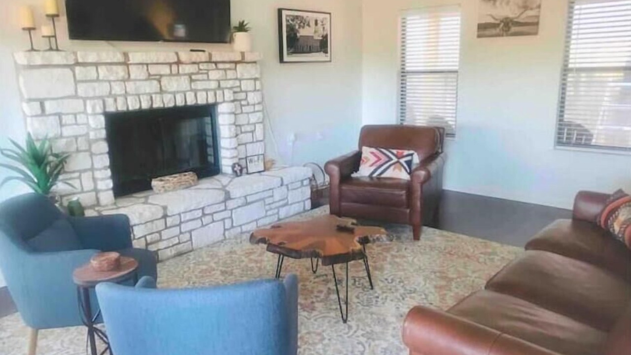 Photo of Livingroom in Canyon Lake