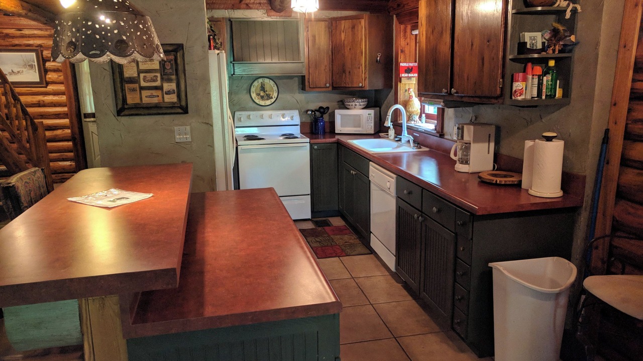 Photo of Kitchen in Canyon Lake