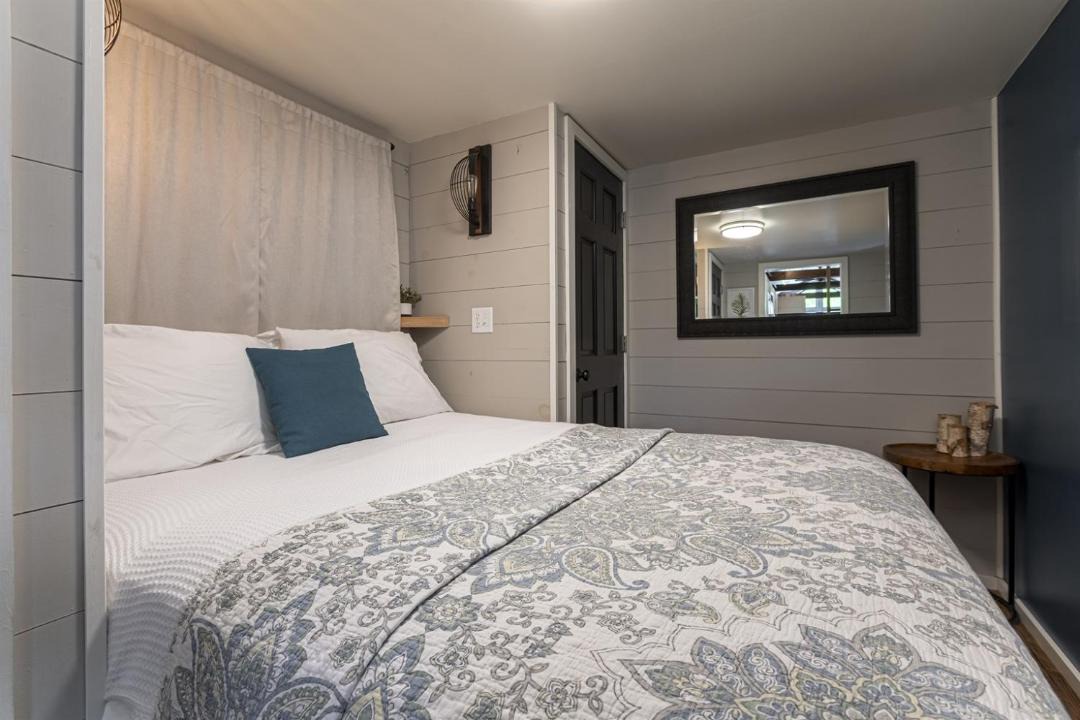 Photo of Bedroom in Marion
