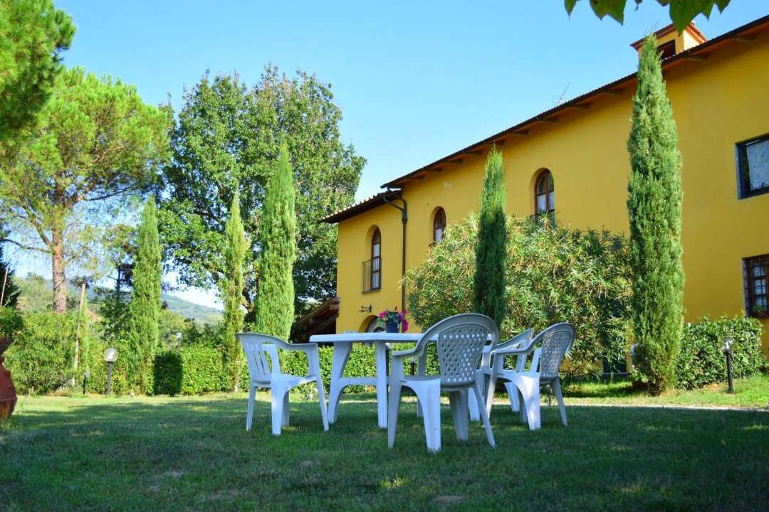 Photo of Buildings in Vinci