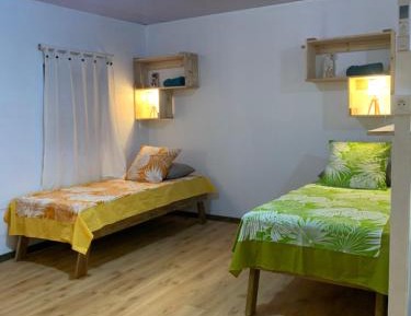 Bed in 6-Bed Mixed Dormitory Room