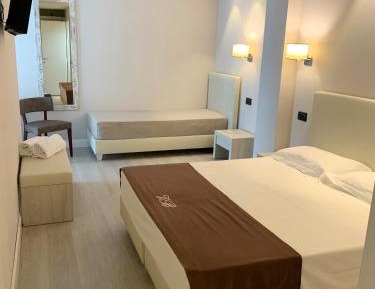 Classic Triple Room